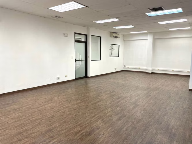 Local para Oficinas en alquiler Sabana Oeste