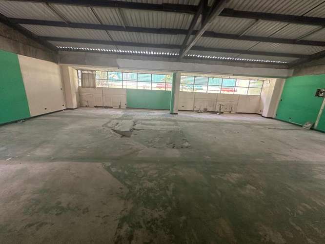 Alquiler de oficinas o local en segunda planta en San José - Imagen 4