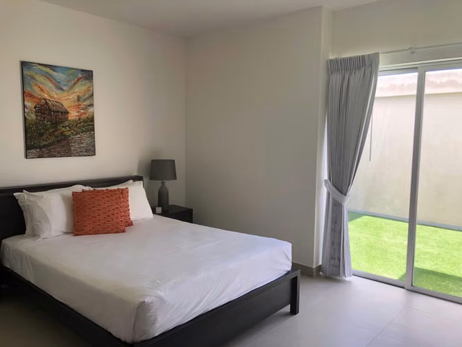 Apartamento en edificio privado, Sabana Norte 625.000
