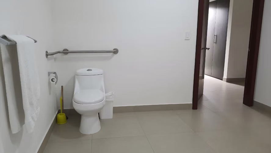 Apartamento en edificio privado, Sabana Norte 625.000