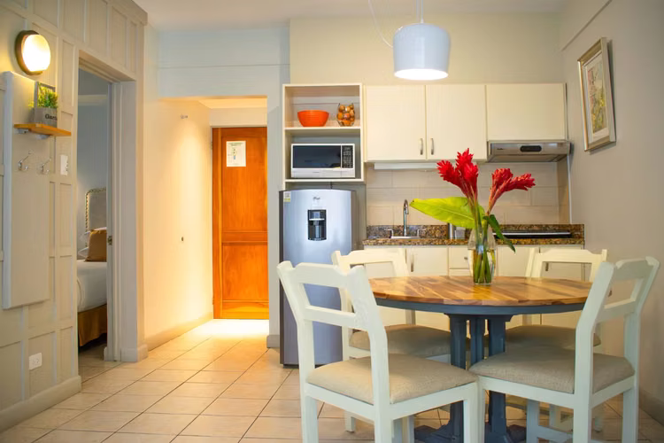Furnished apartment - 2 rooms in Sabana 550,000