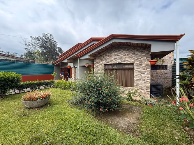 VENTA DE CASA EN SAN RAMÓN DE ALAJUELA  - Imagen 4