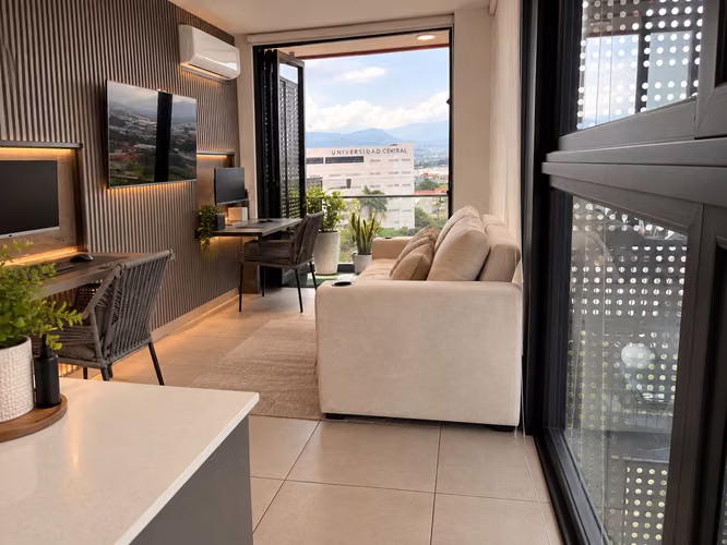 Apartamento en Bo Escalante con hermosa vista y Balcón en L - Imagen 4