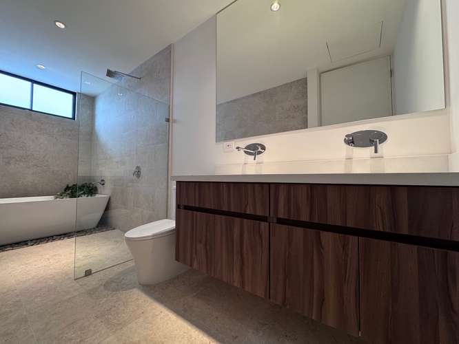 Venta de casa nueva 100% Separada con Vista en Condominio Hacienda Peraz - Imagen 5