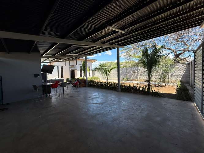 Venta de propiedad para disfrutar, con tranquilidad, amplitud y comodidad - Imagen 17