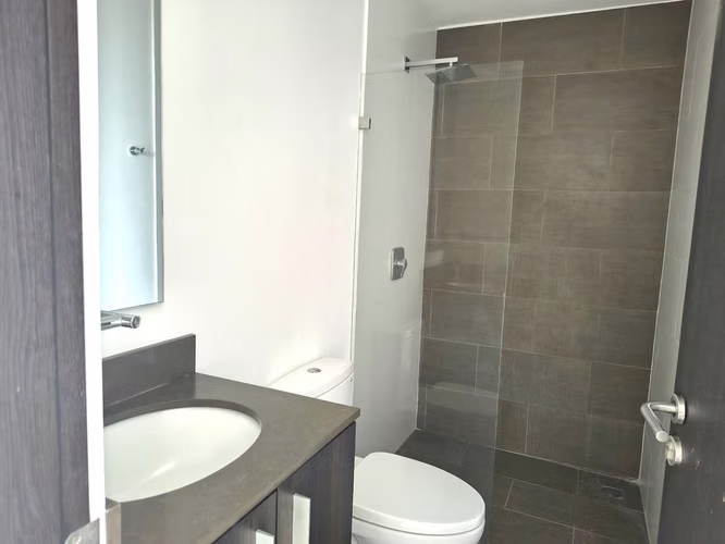 Rohrmoser | Apto 2 habitaciones con línea blanca y vista