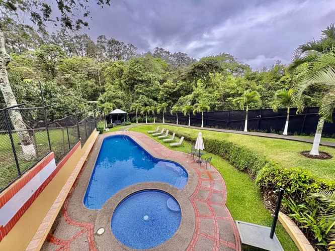 ESCAZU-BELLO HORIZONTE! APARTAMENTO AMOBLADO DE 3 HABITACIONES/2BAÑOS/2PARQUEOS - Imagen 16