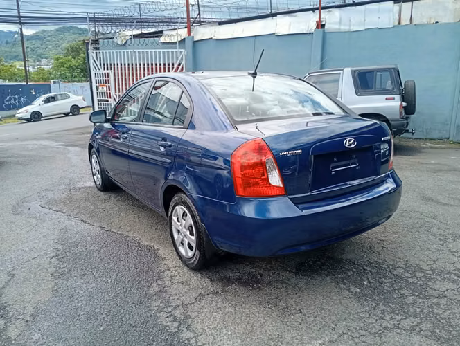 Hyundai accent  - Imagen 2