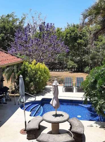 CASA CON AMPLIO TERRENO SE VENDE EN LA GUACIMA, ALAJUELA - Imagen 12