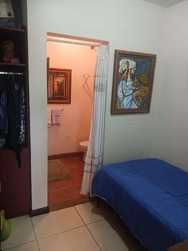 CASA CON AMPLIO TERRENO SE VENDE EN LA GUACIMA, ALAJUELA - Imagen 15