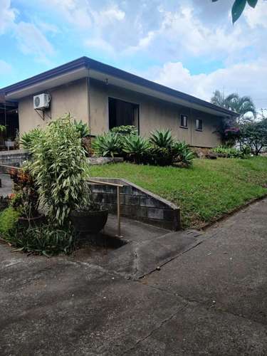 CASA CON AMPLIO TERRENO SE VENDE EN LA GUACIMA, ALAJUELA - Imagen 4