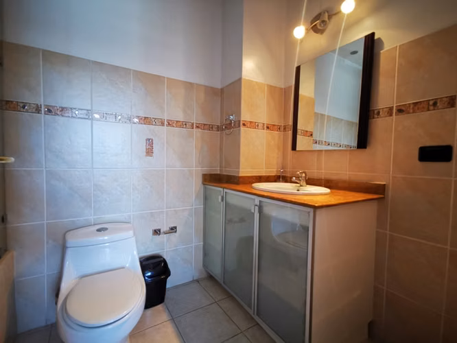 Apartamento amueblado en venta, Escazú, Trejos Montealegre. - Imagen 10