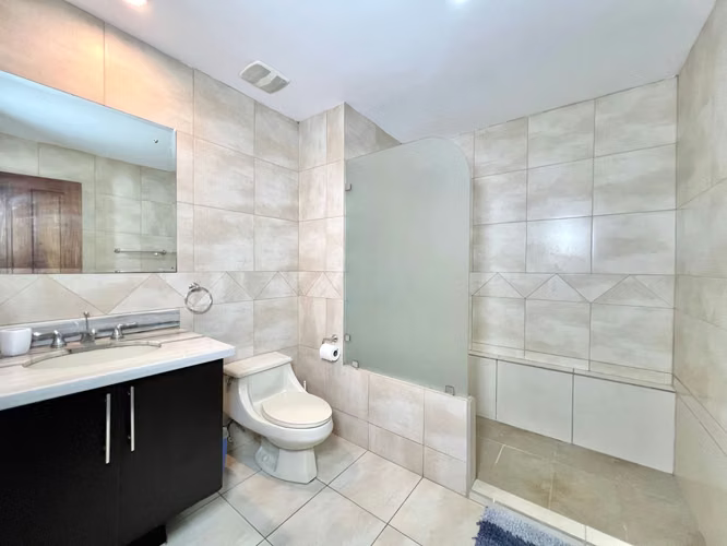 Alquiler de apartamento en Santa Ana. 2 Habitaciones. Amueblado. ¡Amenidades! - Imagen 15