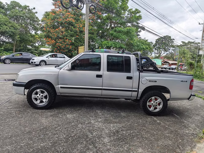 Chevrolet S10 Pick Up 4x4 año 2005 
