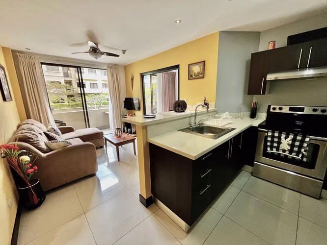 SANTA ANA CENTRO-MONTESOL! APARTAMENTO AMOBLADO DE 1 HAB/1BAÑO/1PARQUEO - Imagen 1