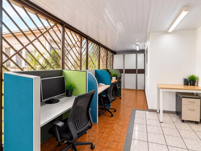 Alquiler de espacio ideal para oficinas en Collados, San Pedro (FV) - Imagen 2