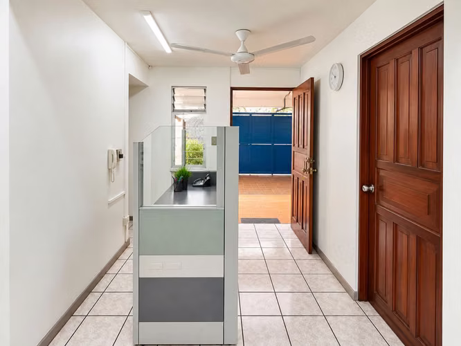 Alquiler de espacio ideal para oficinas en Collados, San Pedro (FV) - Imagen 12