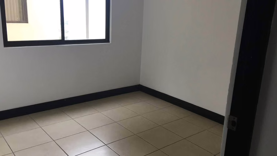 Apartamento en Tres Ríos/piso 1-amenidades