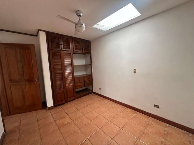 ALQUILER/ ALQUILER CON OPCIÓN A COMPRA, DE AMPLIA CASA EN CANOAS DE ALAJUELA, CON APARTAMENTO INDEPENDIENTE - Imagen 9