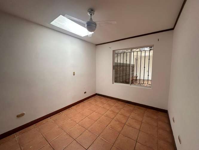 ALQUILER/ ALQUILER CON OPCIÓN A COMPRA, DE AMPLIA CASA EN CANOAS DE ALAJUELA, CON APARTAMENTO INDEPENDIENTE - Imagen 10