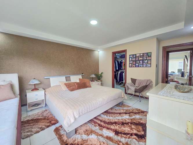 Casa de 368 m2 de un solo nivel / uso de suelo mixto / 569 m2 lote / Bello Horizonte Escazú - Imagen 18