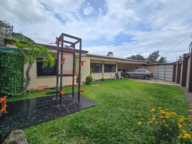 Casa de 368 m2 de un solo nivel / uso de suelo mixto / 569 m2 lote / Bello Horizonte Escazú - Imagen 3