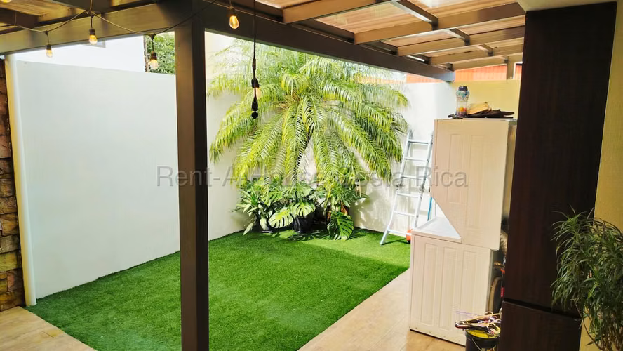   Casa Amueblada en El Coyol con Piscina y Seguridad 24/7 - Imagen 11