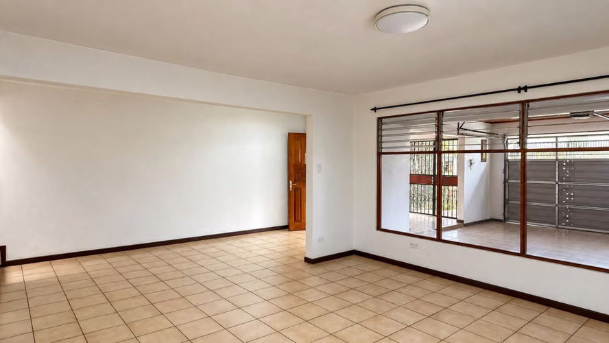 Alquiler | Casa con excelente ubicación en Freses de Curridabat - Imagen 2