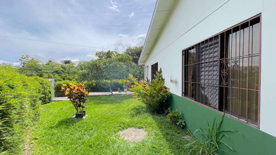Lote esquinero en Escazú 352 m² con casa y vista protegida al bosque - Imagen 10