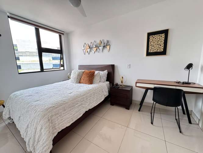 OPORTUNIDAD Apartamento amueblado de 1 habitación, piso 7.