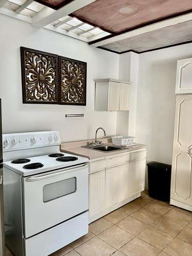 APARTMENT ONE BEDROOM WITH BRICKS IN BARRIO ESCALANTE COMPLETELY EQUIPPED BEST LOCATION - Imagen 8