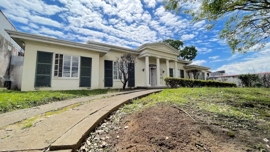 Lote en venta Barrio Escalante 958 m² uso mixto, 30 m de frente