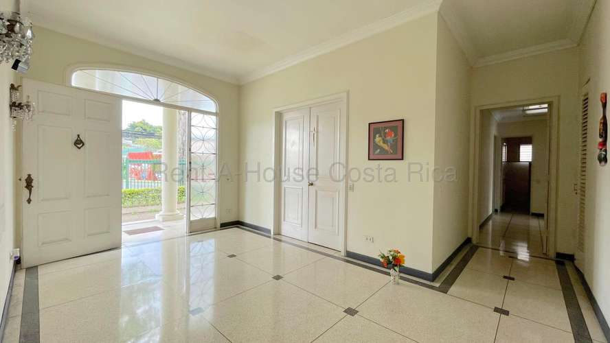 Lote Comercial en Barrio Escalante de 958 m², 30 m de Frente - Imagen 4
