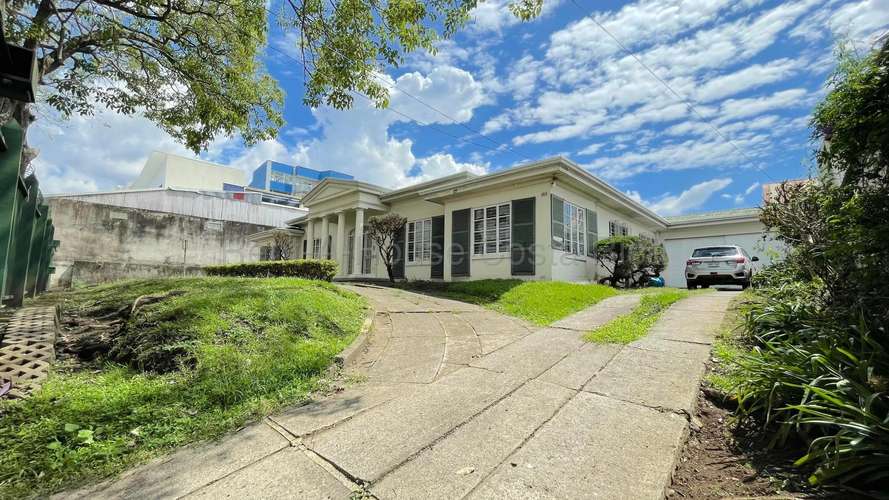 Lote Comercial en Barrio Escalante de 958 m², 30 m de Frente - Imagen 2