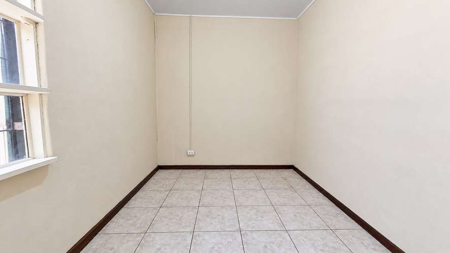 Alquiler Rohrmoser – Pavas | 2 hab + oficina + parqueo | 400.000 - Imagen 10