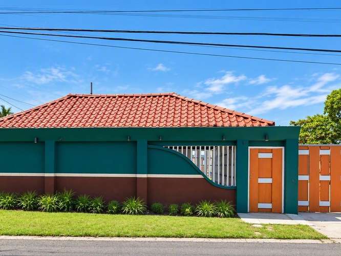 Se Vende Propiedad Titulada Frente al Mar en Puntarenas 850m2 terreno esquinero