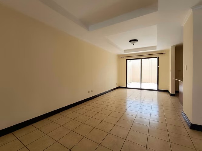 Venta de casa en condominio en Santa Ana centro - Imagen 4