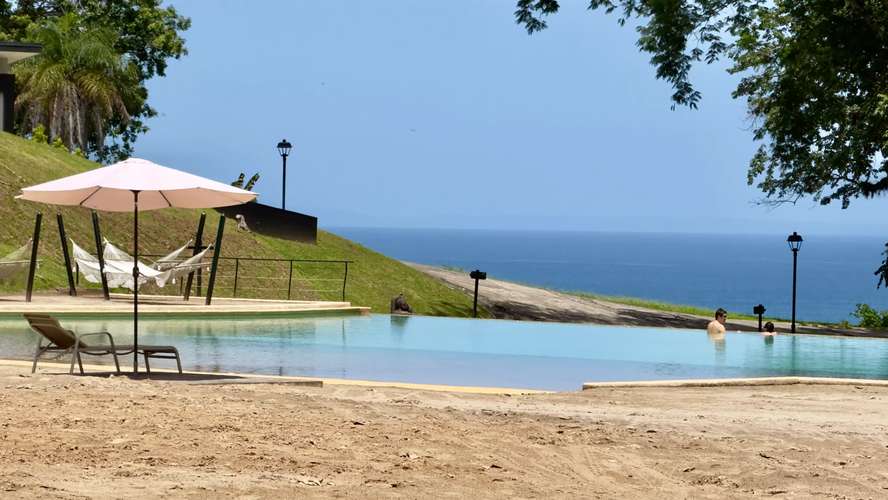 Terreno Excepcional en Tarcoles: Vistas al Mar, Río y Naturaleza Pura