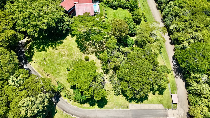 Terreno Excepcional en Tarcoles: Vistas al Mar, Río y Naturaleza Pura - Imagen 11
