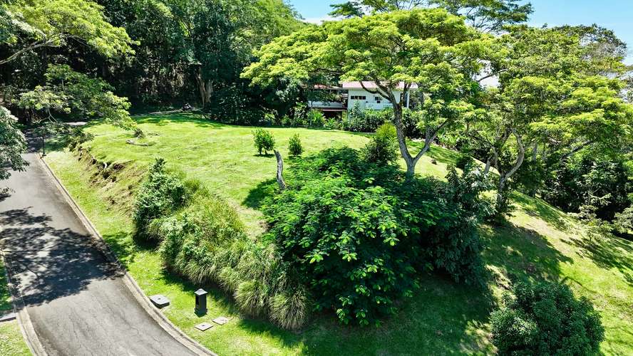 Terreno Excepcional en Tarcoles: Vistas al Mar, Río y Naturaleza Pura