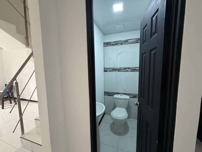 Casa en Venta a Estrenar en San Juan de Tibas con Acabados Premium y Uso Comercial - Imagen 9