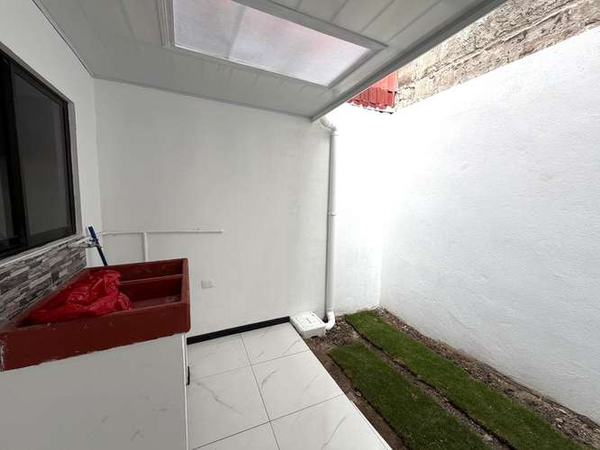 Casa en Venta a Estrenar en San Juan de Tibas con Acabados Premium y Uso Comercial - Imagen 16