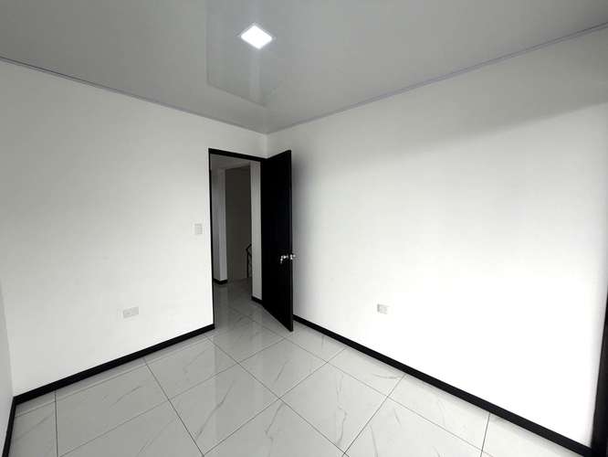 Casa en Venta a Estrenar en San Juan de Tibas con Acabados Premium y Uso Comercial - Imagen 14