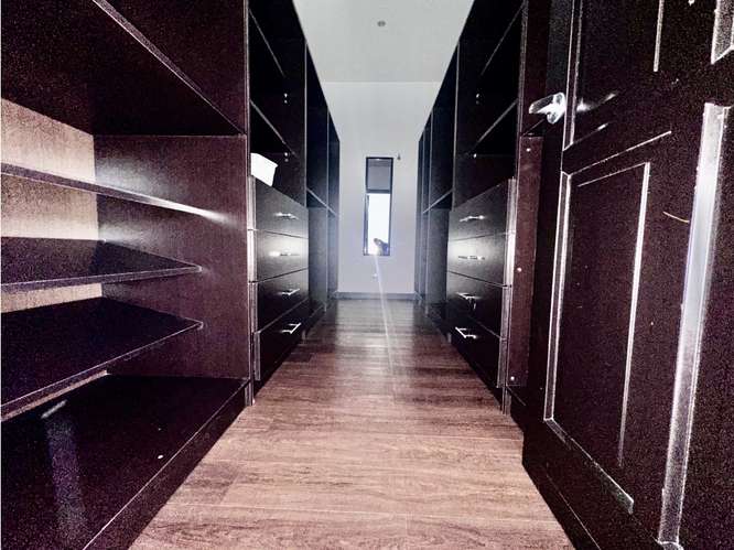 Alquiler Casa Con Estilo Mediterraneo En Condominio Pozos de Santa Ana - Imagen 19