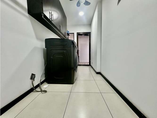 Alquiler Casa Con Estilo Mediterraneo En Condominio Pozos de Santa Ana - Imagen 11