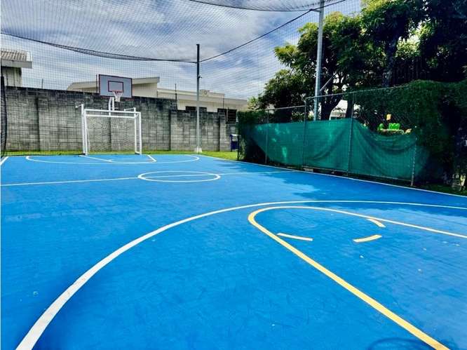 Casa con arquitectura moderna amueblada en Rio Oro* - Imagen 15