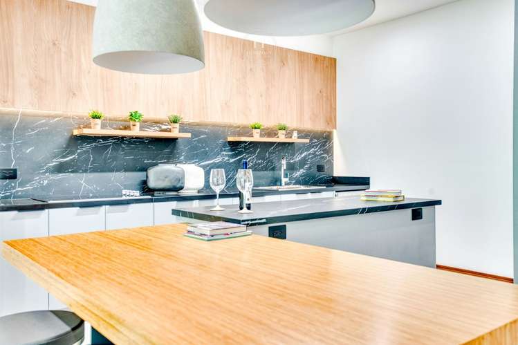 Apartamento de Lujo a Estrenar Condominio Roble Sabana, Santa Ana nja1324 - Imagen 4