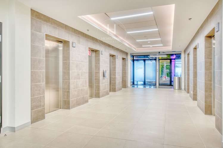 Se Alquila Estrene Oficina en San Pedro Business Center 445m² 13 Parqueos hcr41 - Imagen 11