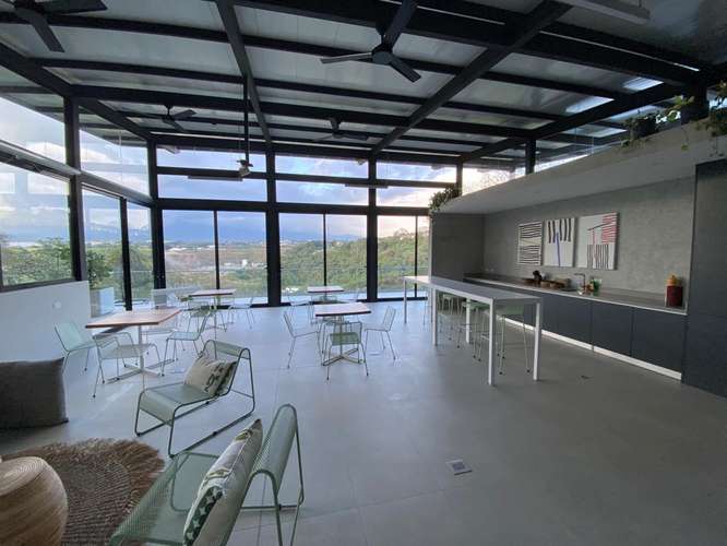 Se Vende Apartamento contemporaneo, amueblado o sin muebles con hermosa vista en Guachipelin Norte de Escazu  - Imagen 16