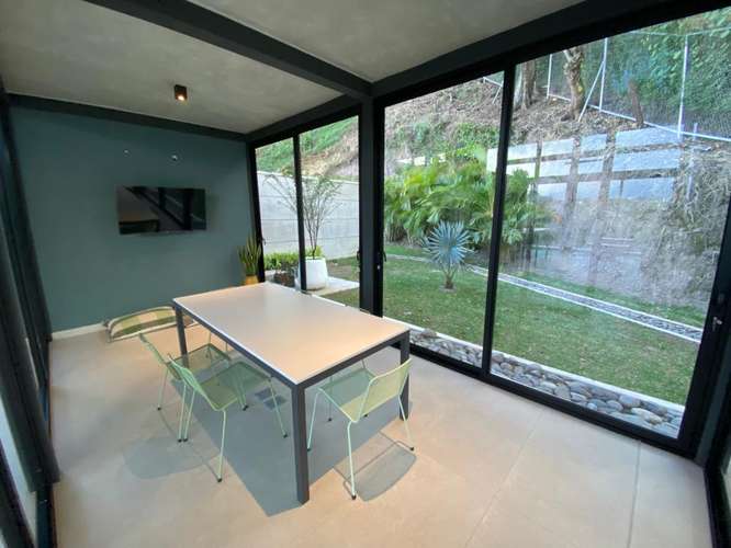 Se Vende Apartamento contemporaneo, amueblado o sin muebles con hermosa vista en Guachipelin Norte de Escazu  - Imagen 18